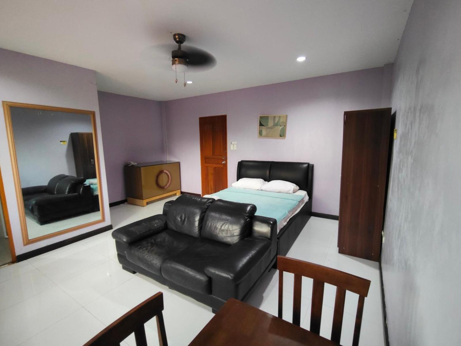 La Belladoza Near Airport Hotel Paranaque City ภายนอก รูปภาพ