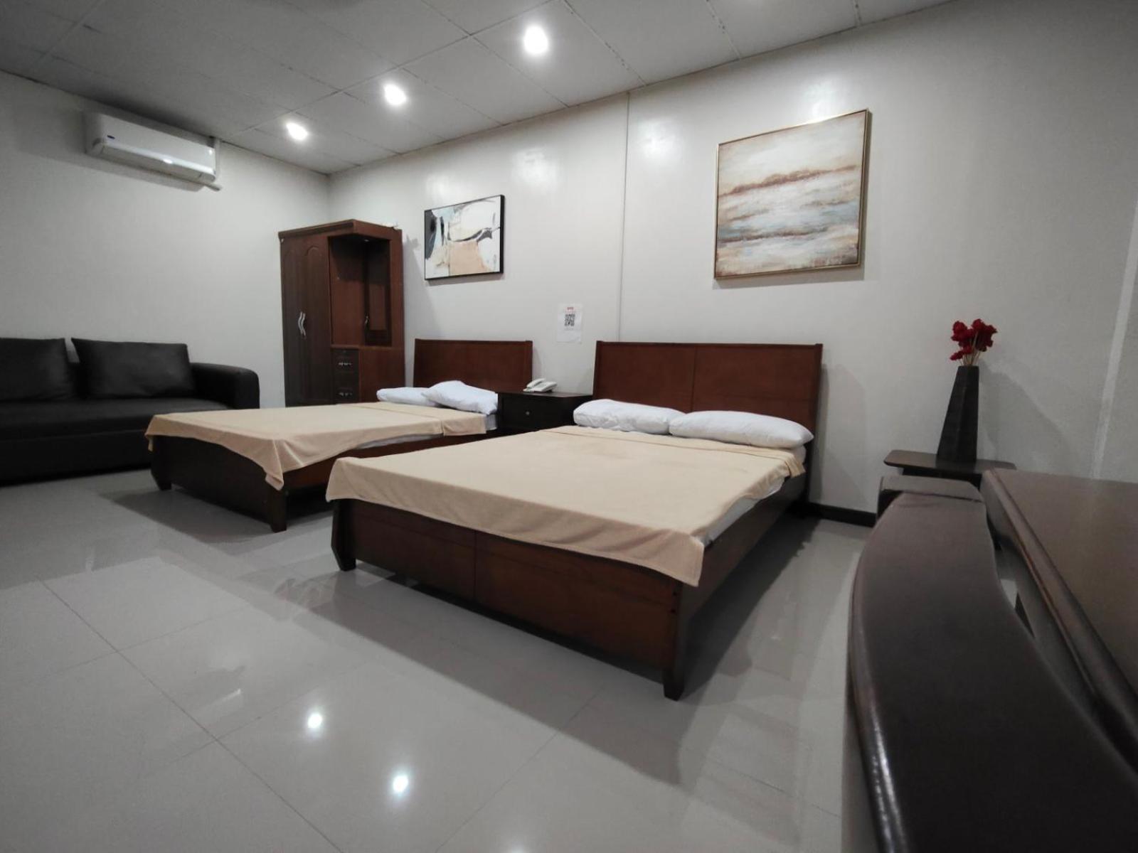 La Belladoza Near Airport Hotel Paranaque City ภายนอก รูปภาพ